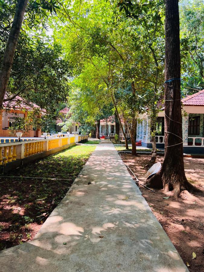 Surya Eco And Wedding Resort Thrissur Экстерьер фото
