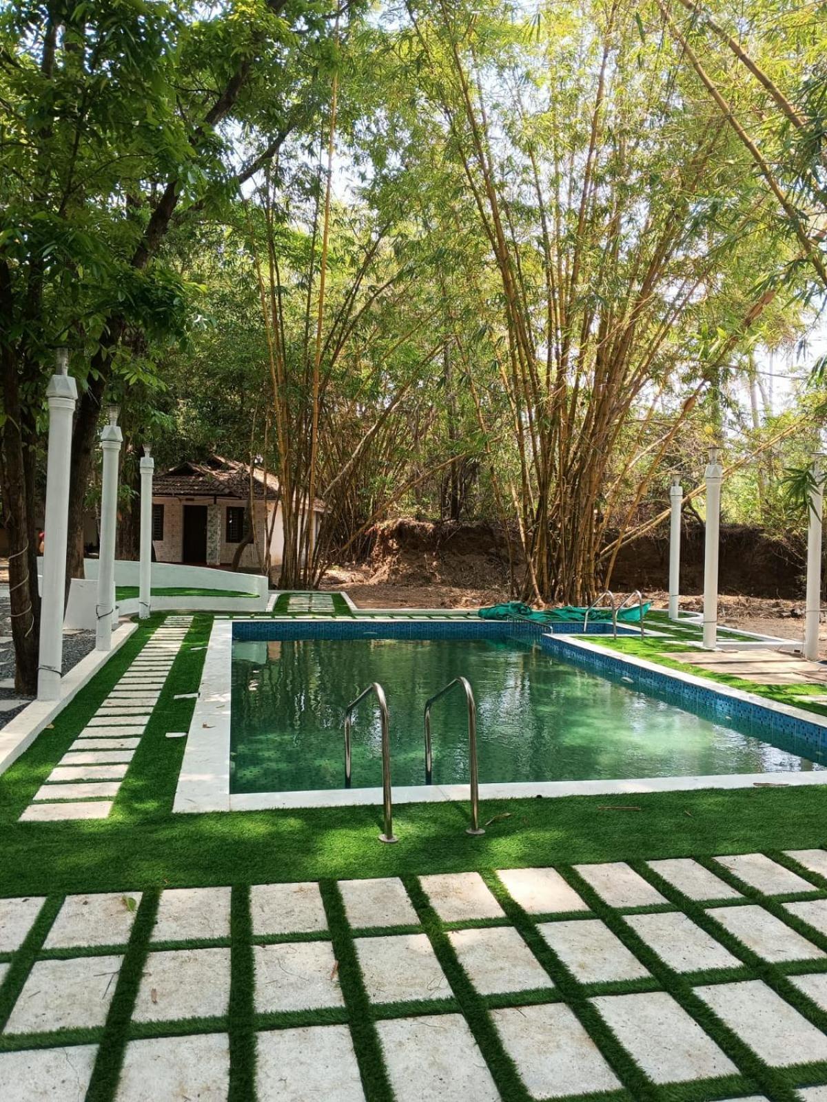 Surya Eco And Wedding Resort Thrissur Экстерьер фото