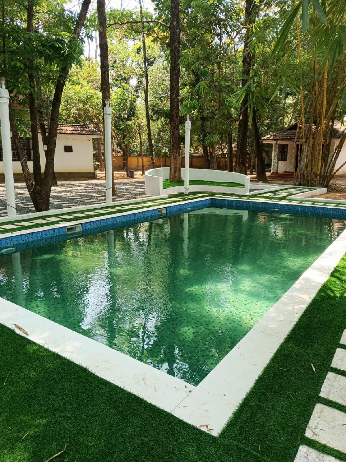 Surya Eco And Wedding Resort Thrissur Экстерьер фото